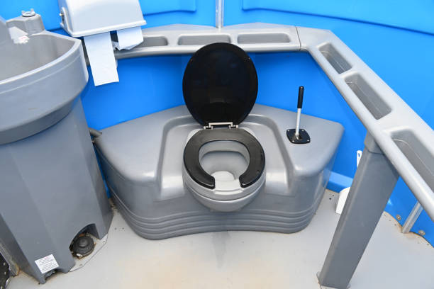 Best Portable restroom trailer rental  in Winchester, IL